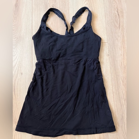 Lululemon Strappy Crossback Tank Top Women's Sz 6 Black Adjustable - Picture 4 of 4